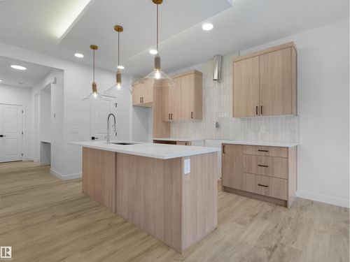 4132 208 St Nw, Edmonton, AB, T6M3E4 | Card Image
