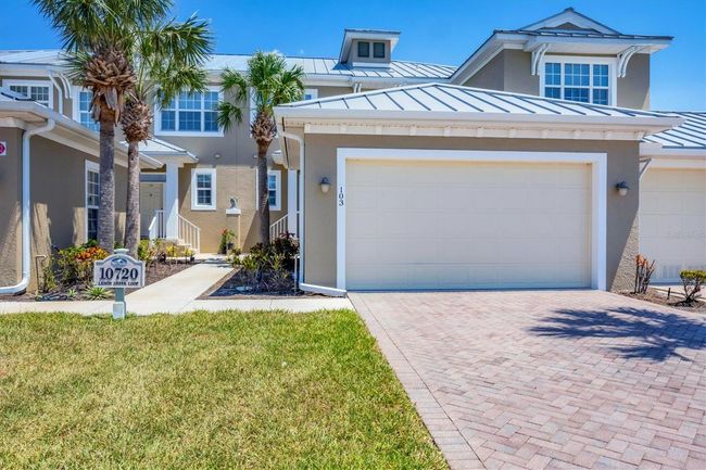UNIT-103 - 10720 Lemon Creek Loop, Townhouse with 3 bedrooms, 3 bathrooms and null parking in ENGLEWOOD FL | Image 4