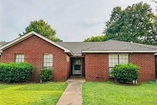 962 Peachtree St, Prattville, AL, 36066-5807 | Card Image