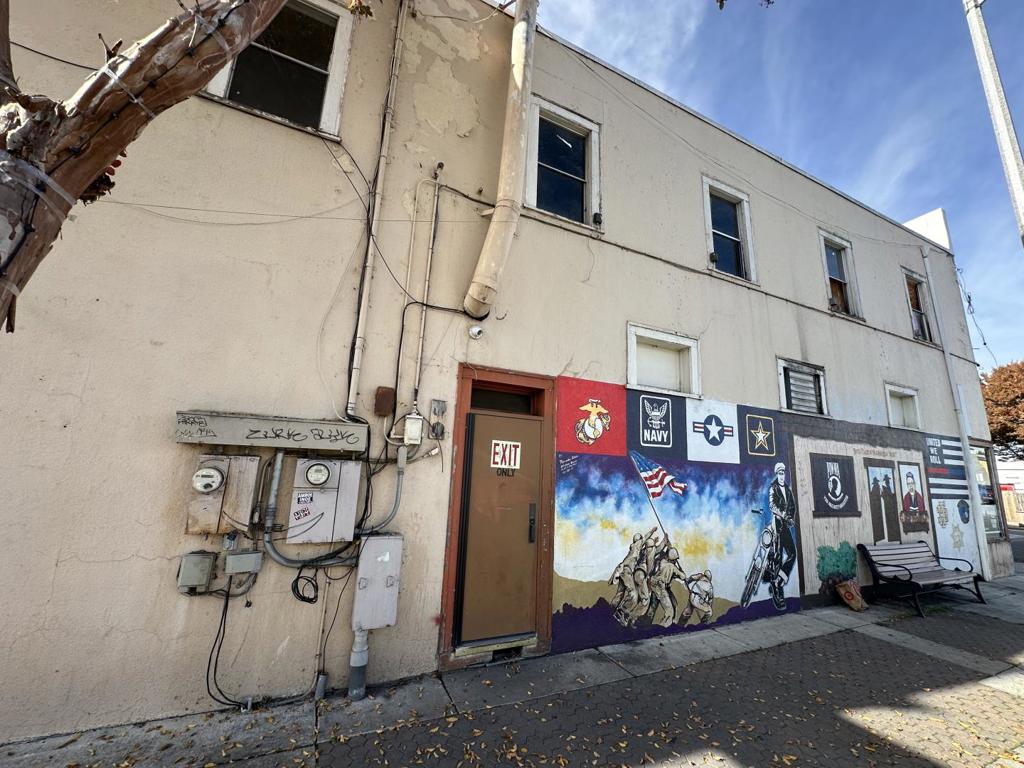 Commercial Sale in Hollister 5