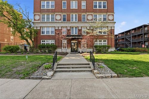 apt-807-5330 Pershing Ave, Saint Louis, MO, 63112-1752 | Card Image