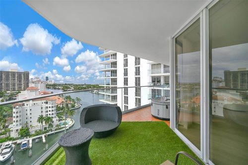 17a-19707 Turnberry Way, Aventura, FL, 33180-4836 | Card Image