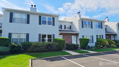9 Ne Pinetree Court, Monroe, NJ, 08831 | Card Image