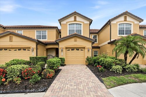 8137 Miramar Way, LAKEWOOD RANCH, FL, 34202-9001 | Card Image