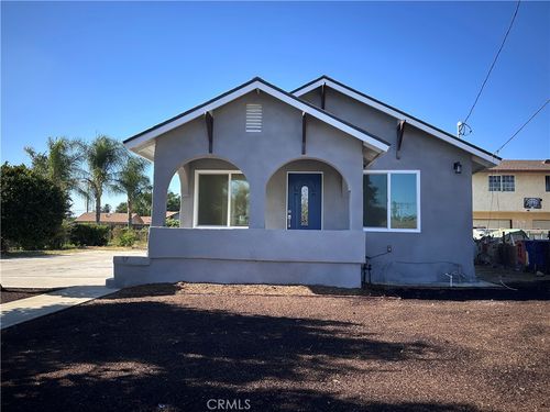 565 E 12th St, Pomona, CA, 91766-3343 | Card Image
