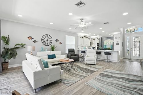 11317 Lakeland Cir, FORT MYERS, FL, 33913-6915 | Card Image