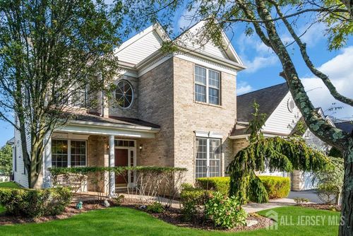 31 Crenshaw Ct, Monroe, NJ, 08831-8805 | Card Image