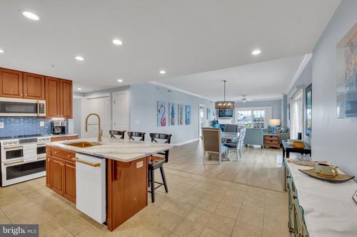 301-301 14th St, OCEAN CITY, MD, 21842-8950 | Card Image