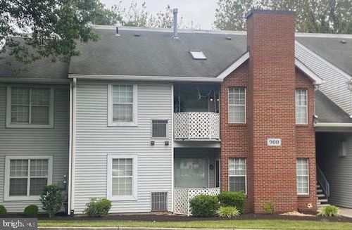 901 Diamond Dr, NEWTOWN, PA, 18940-2403 | Card Image