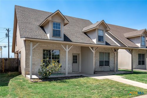 e-and-f-200 Sandstone Drive, Jarrell, TX, 76537 | Card Image