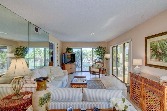 APT-108 - 9400 S Ocean Dr, Condo with 2 bedrooms, 2 bathrooms and null parking in Jensen Beach FL | Image 12