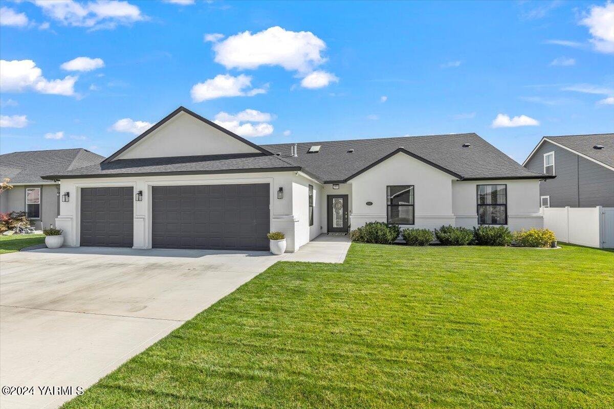 74th Ave, Yakima, WA 98903