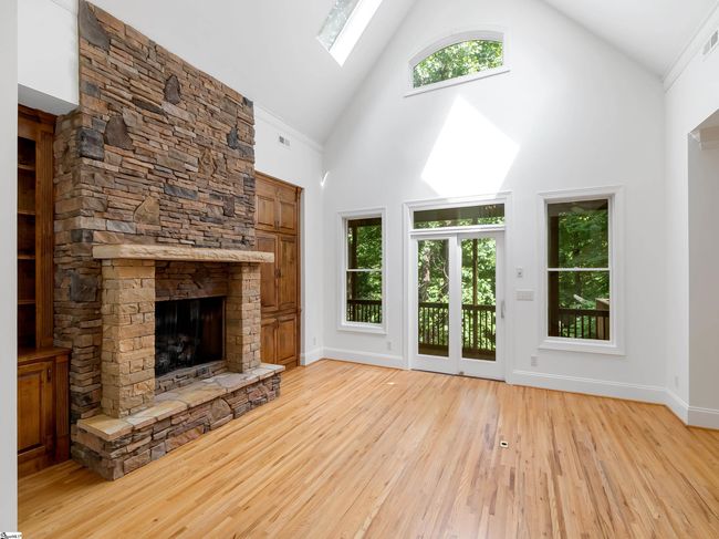 1 Touch Me Not Trl, House other with 4 bedrooms, 4 bathrooms and 2 parking in Landrum SC | Image 5