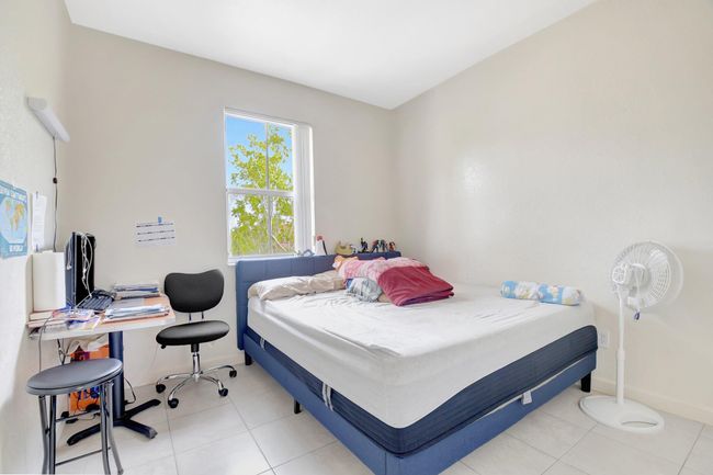 1910 Shoma Dr, Condo with 3 bedrooms, 4 bathrooms and null parking in Royal Palm Beach FL | Image 29