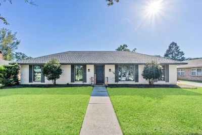 10352 Timberline Dr, House other with 3 bedrooms, 2 bathrooms and null parking in Baton Rouge LA | Image 1