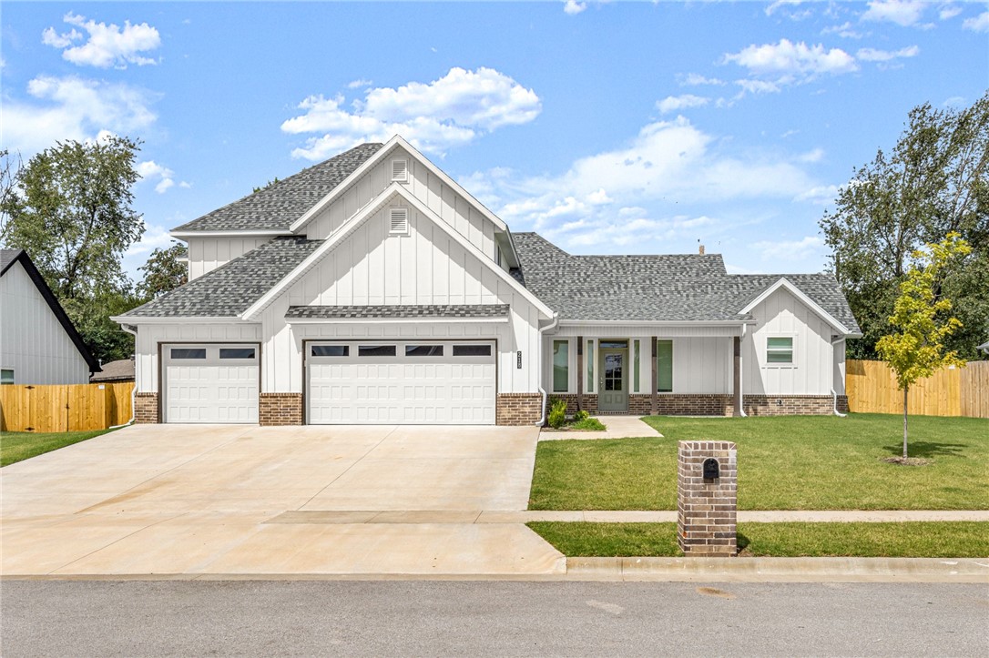 Mueller Way, Prairie Grove, AR 72753