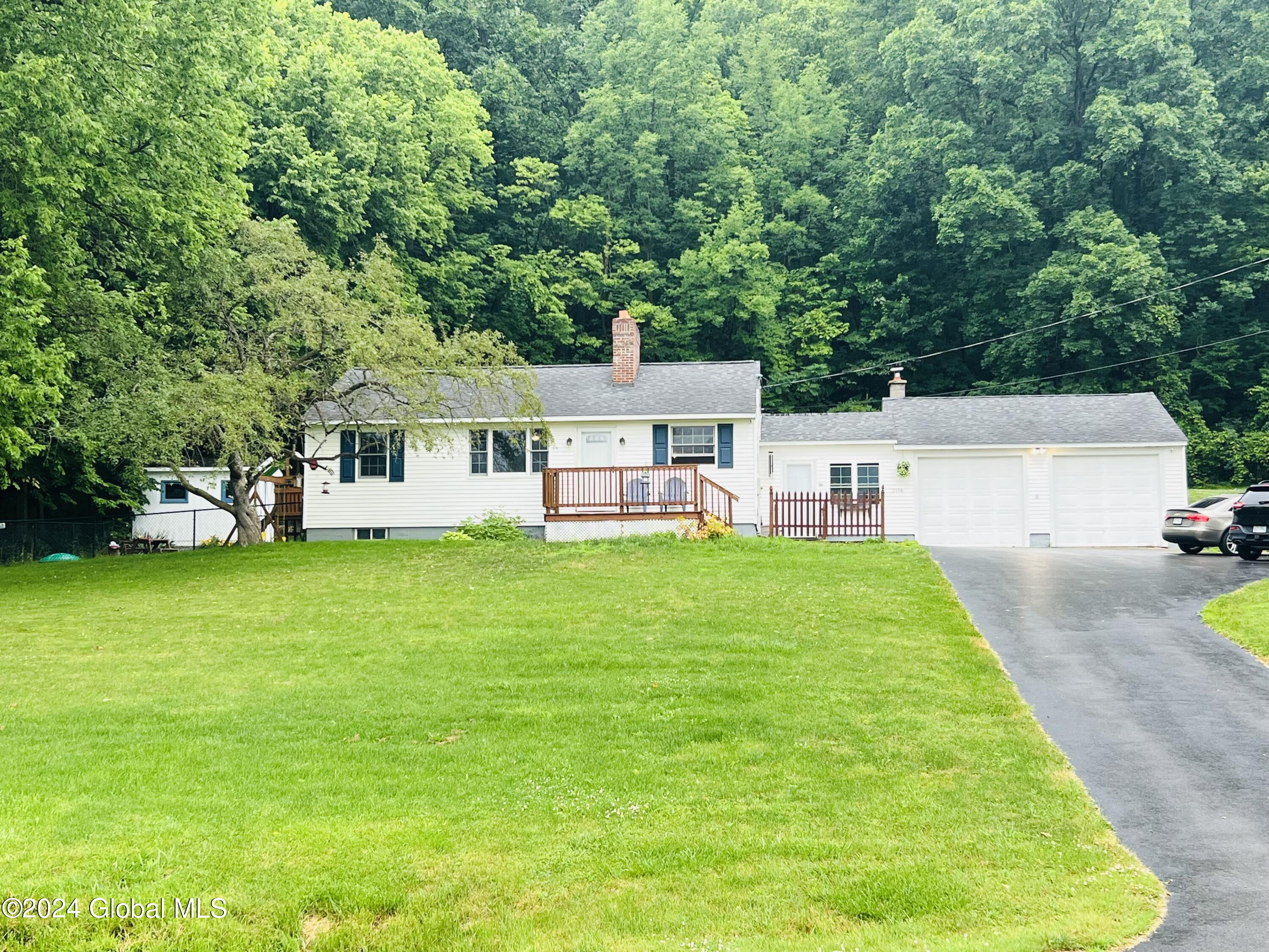 State Highway 5 , Fonda, NY 12068