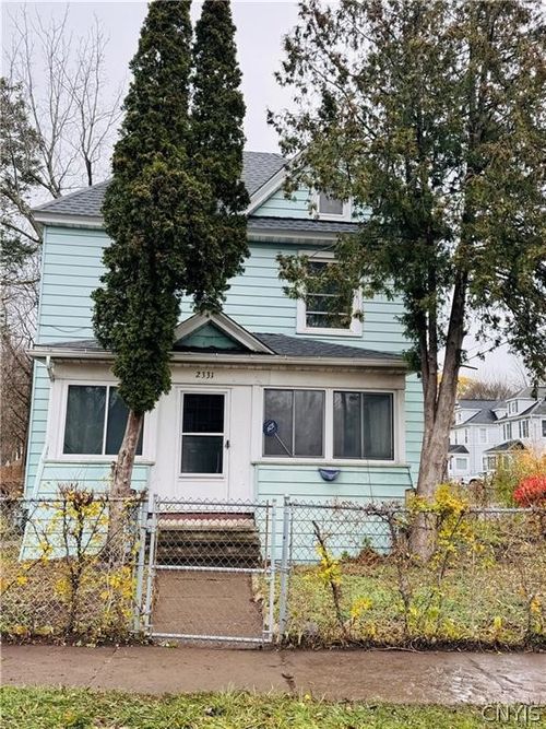 2331 Midland Ave, Syracuse, NY, 13205-1753 | Card Image