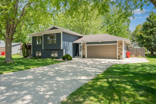 414 9th Ave Nw, Byron, MN, 55920-1318 | Card Image