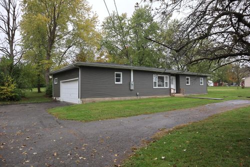 2575 Staunton Sugar Grove Rd, Washington Court House, OH, 43160-8639 | Card Image