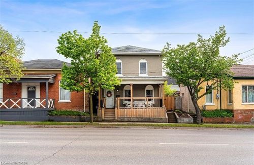 231 Dalhousie St, Brantford, ON, N3S3V1 | Card Image