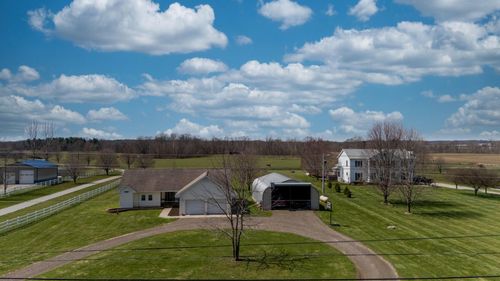 1687 Lake Dr, Heath, OH, 43056-1048 | Card Image