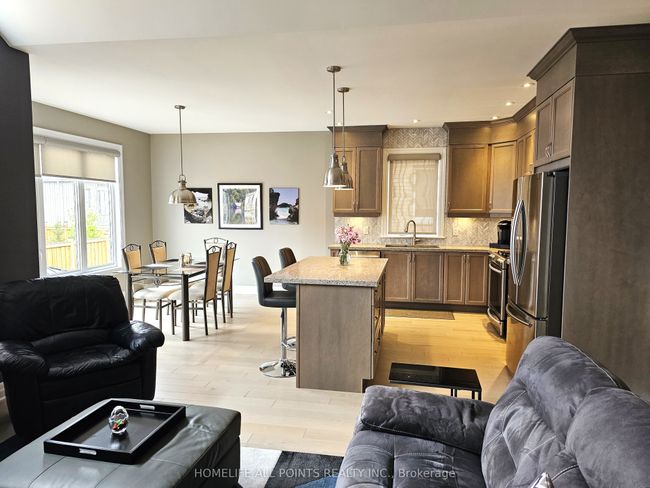 34 Cristiano Ave, House other with 2 bedrooms, 2 bathrooms and 2 parking in Wasaga Beach ON | Image 12