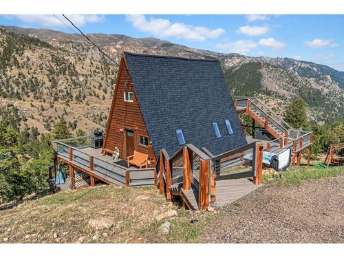 500 Bulwark Ridge Dr, Glen Haven, CO, 80532 | Card Image