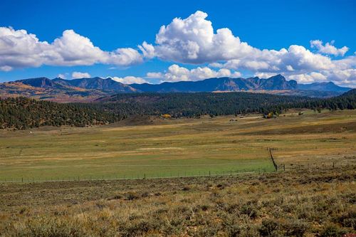 574 Stallion Pl, Pagosa Springs, CO, 81147-8510 | Card Image