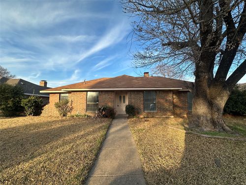 305 Marriott Ln, Garland, TX, 75040-3652 | Card Image