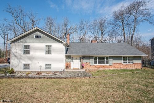 24 Valley View Trl, Sparta, NJ, 07871-1419 | Card Image