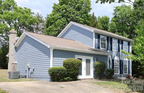 3221 Nedmore Ct, Matthews, NC, 28105-4587 | Card Image