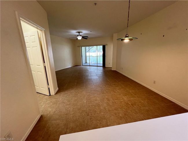 APT-103 - 12030 Summergate Cir, Condo with 2 bedrooms, 2 bathrooms and null parking in FORT MYERS FL | Image 7