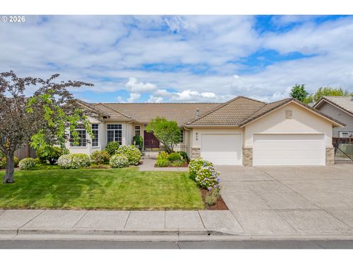 812 Marilyn Ct, Springfield, OR, 97477 | Card Image