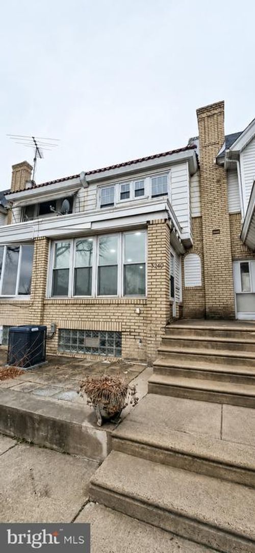 5240 E Roosevelt Blvd, PHILADELPHIA, PA, 19124-1721 | Card Image