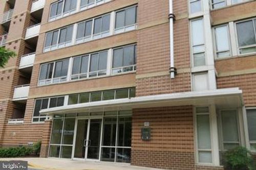 apt-n613-350 G St Sw, WASHINGTON, DC, 20024-3174 | Card Image