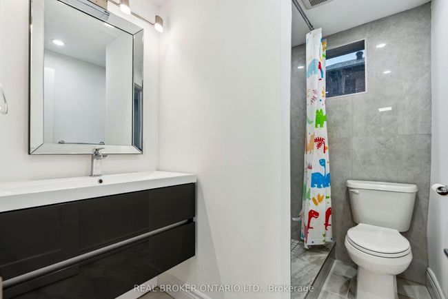 114 Bertrand Ave, House other with 4 bedrooms, 3 bathrooms and 4 parking in Scarborough ON | Image 26