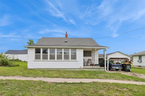 503 E State St, Corydon, IA, 50060-1438 | Card Image