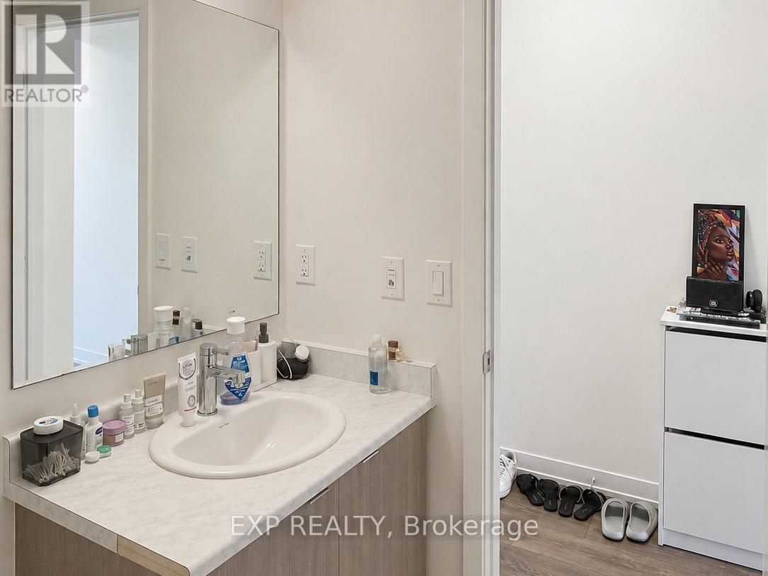 Residential Lease in Toronto (Beechborough-Greenbrook) 3