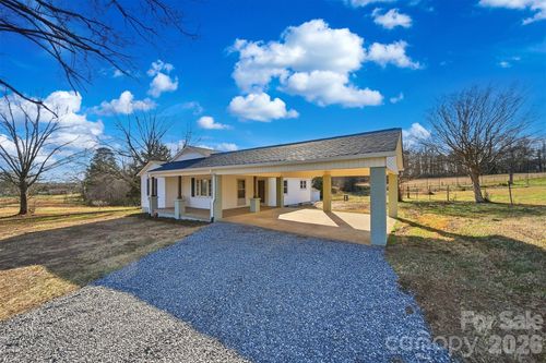 4141 Laney Rd, Maiden, NC, 28650-9153 | Card Image