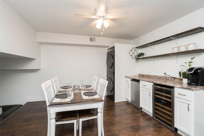 APT-220 - 4902 University Ave, Condo with 2 bedrooms, 2 bathrooms and null parking in Des Moines IA | Image 5