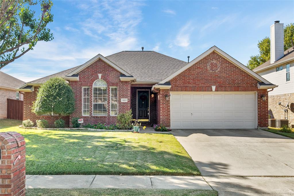 1221 Silverwood Drive, For Rent in Flower Mound - Zoocasa