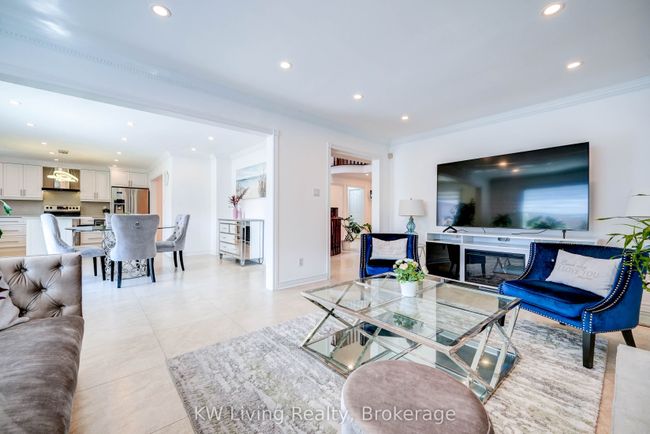 48 Brookshill Cres, House other with 7 bedrooms, 6 bathrooms and 11 parking in Richmond Hill ON | Image 12