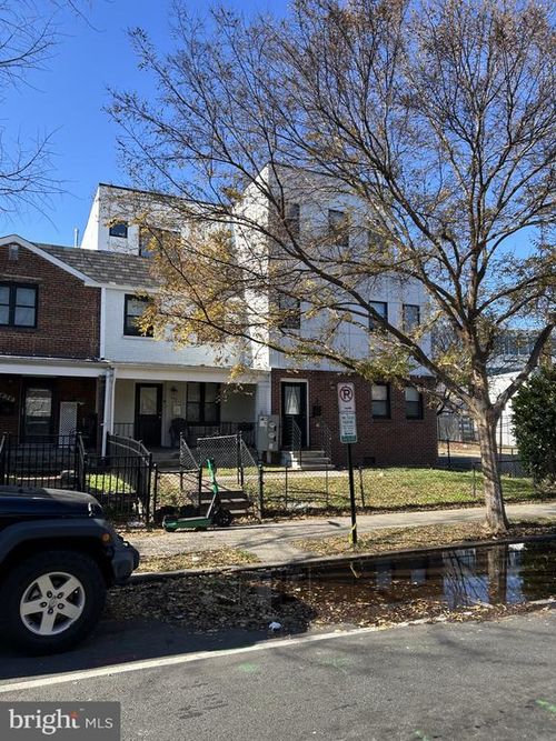 438 19th St Ne, WASHINGTON, DC, 20002-4702 | Card Image