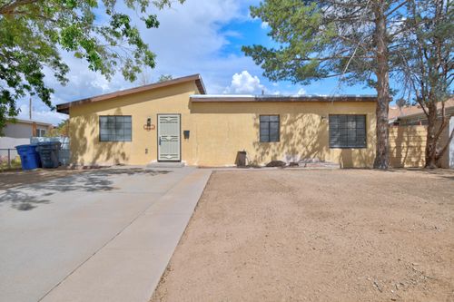 2708 Monroe St Ne, Albuquerque, NM, 87110-3050 | Card Image