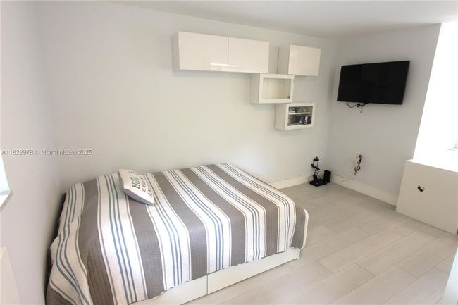 APT-202 - 427 Santander Ave, Condo with 0 bedrooms, 1 bathrooms and null parking in Coral Gables FL | Image 10