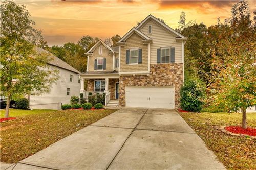 6571 Bluffview Dr, Douglasville, GA, 30134-3774 | Card Image