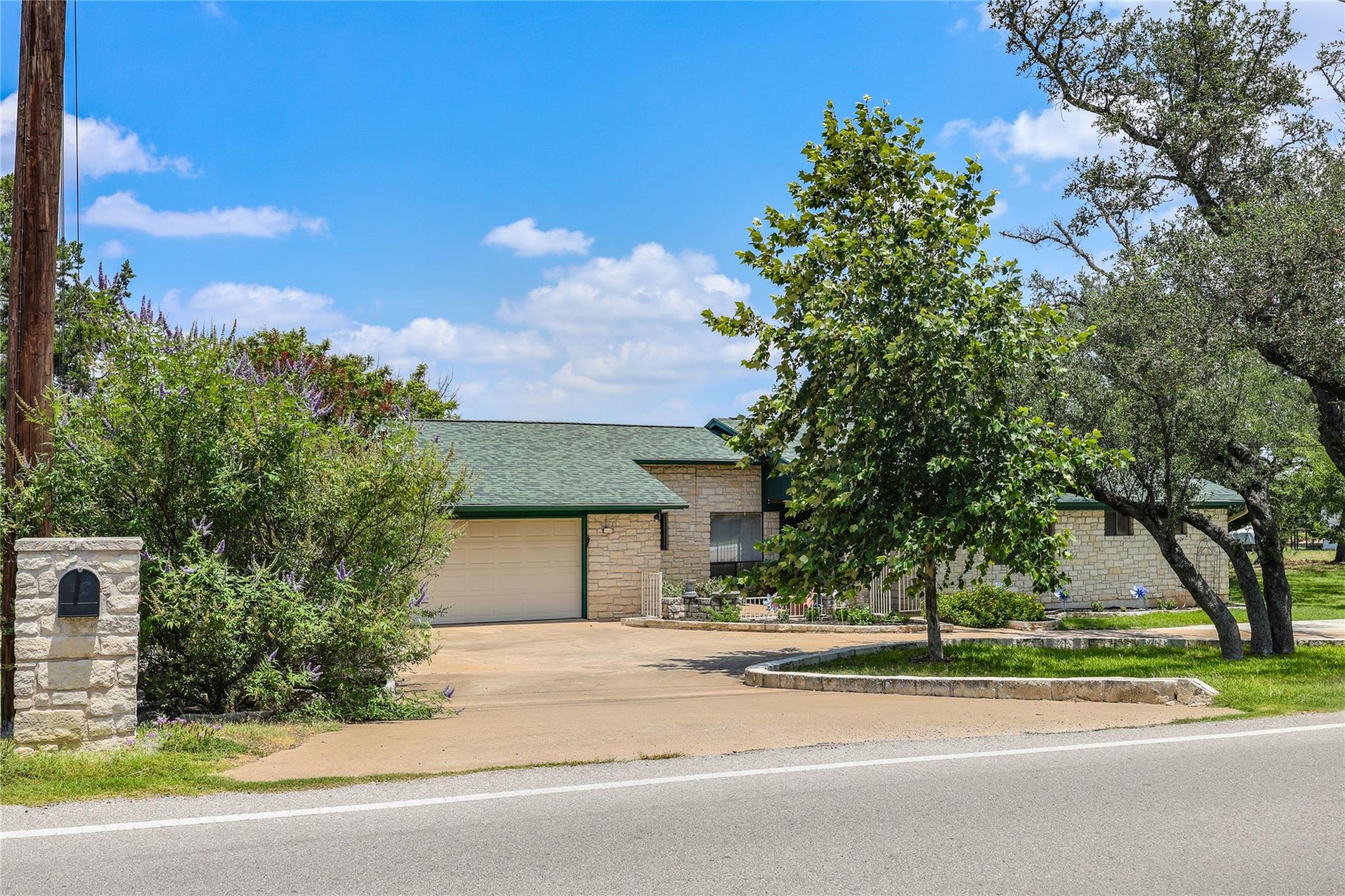 Residential in Lago Vista