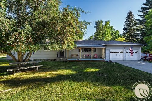 221 W. School Street, Absarokee, MT, 59001 | Card Image