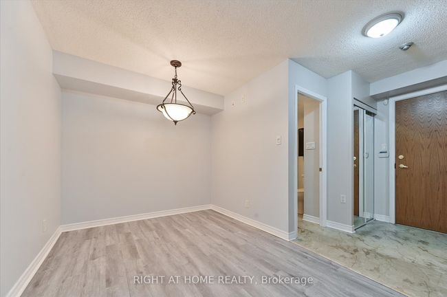 204 - 245 Pine Grove Rd, Condo with 2 bedrooms, 2 bathrooms and 1 parking in Vaughan ON | Image 11